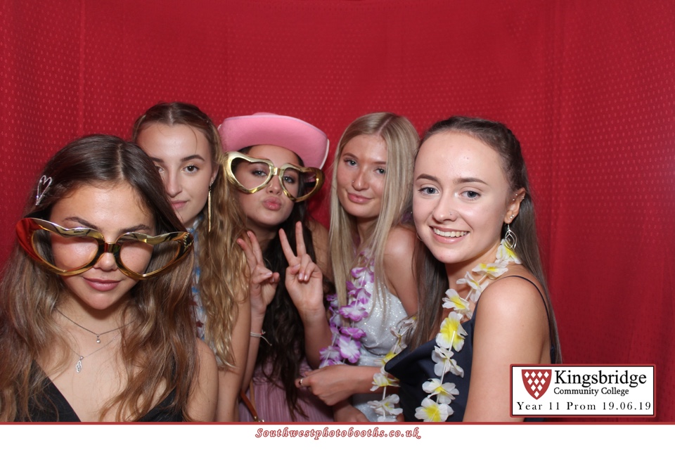 KCC Year 11 Prom | View more photos from the event at gallery.southwestphotobooths.co.uk/u/SWPB/KCC-Year-11-Prom